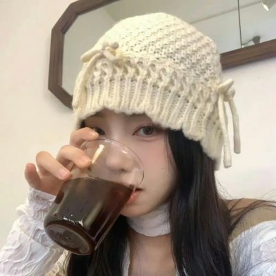 葛洛莉亚·贝尔